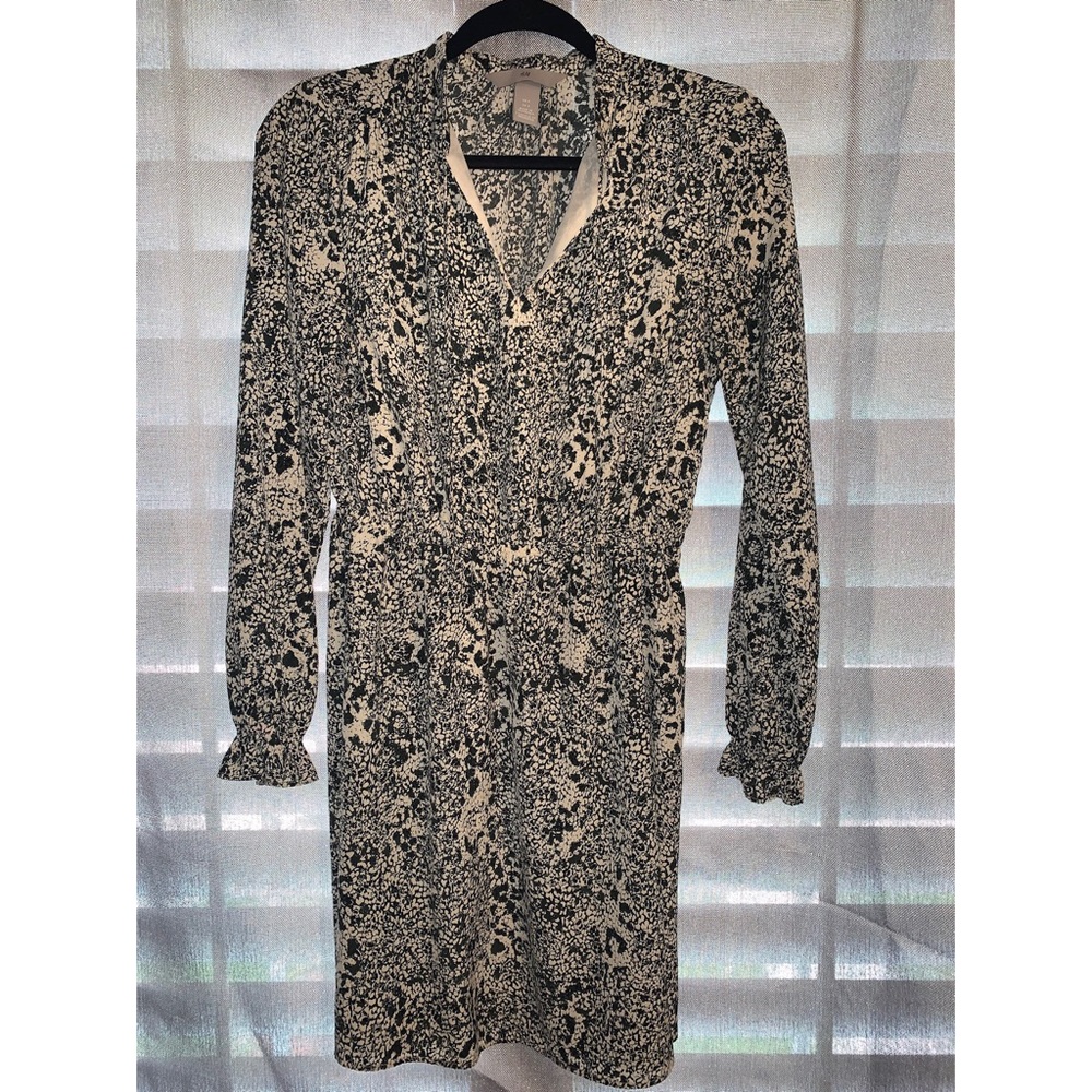 H&M Mini Dress Elastic Sleeves & Waist Size 4